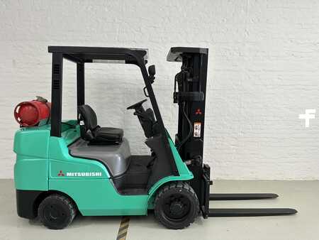 Container truck 2007  Mitsubishi FGC 33NY (5)