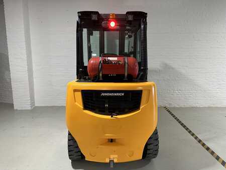 Chariots élévateurs GPL 2015  Jungheinrich TFG 545 (3)