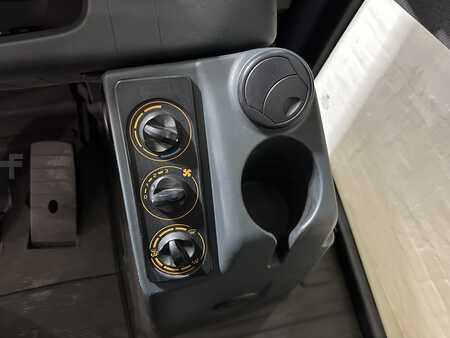 Chariots élévateurs GPL 2015  Jungheinrich TFG 545 (9)