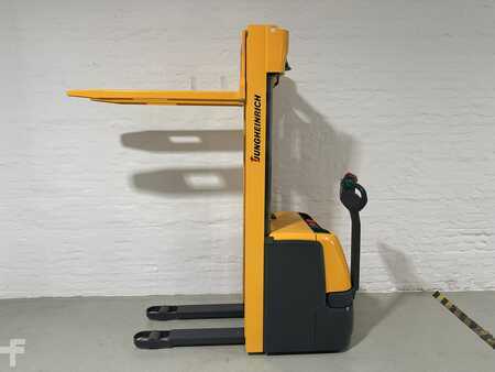 Pallestabler 2014  Jungheinrich EJC 214 (2)