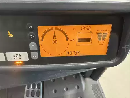 Sähkö - 3 pyör 2016  Jungheinrich EFG 215 (11)