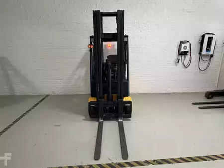 Sähkö - 3 pyör 2016  Jungheinrich EFG 215 (6)