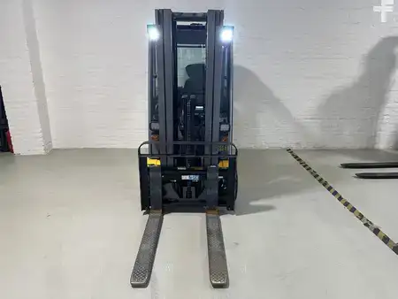 Eléctrica de 4 ruedas 2018  Jungheinrich EFG 320 (6)