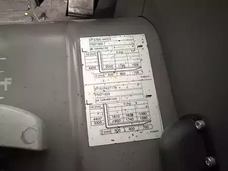 Elektro 4 Rad 2018  Jungheinrich EFG 320 (16)