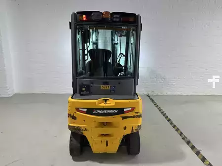 Elektro 4 Rad 2018  Jungheinrich EFG 320 (4)