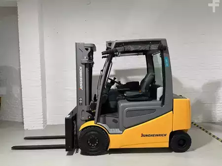 El truck - 4 hjulet 2018  Jungheinrich EFG 425 (3)
