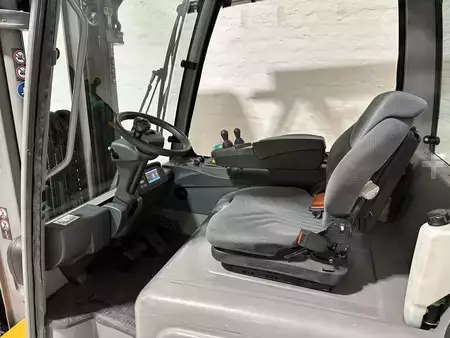 El truck - 4 hjulet 2018  Jungheinrich EFG 425 (8)