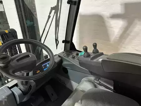 El truck - 4 hjulet 2018  Jungheinrich EFG 425 (9)