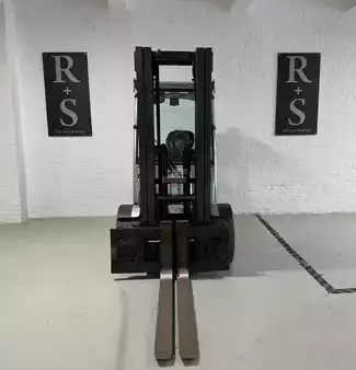 Elektro 4 Rad 2015  Still RX 60-50 (6)