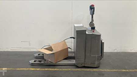 Niederhubwagen 2016  Toyota LPE200I (1)