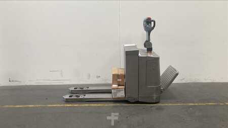 Niederhubwagen 2016  Toyota LPE200I (1)
