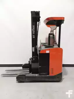 Reach Truck 2016  BT RRE140 (1)