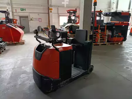 Schlepper 2017  Toyota TSE300 (1)