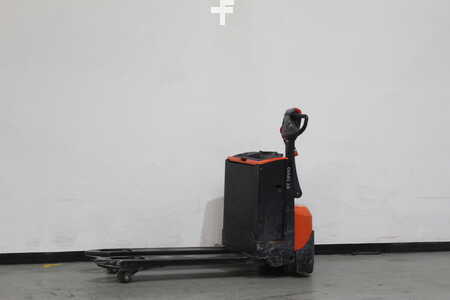 Lavansiirtovaunu 2018  Toyota LWE200 (1)