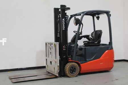 Elektro 3 Rad 2019  Toyota 8FBE16T *Blackweek-Special* (1)