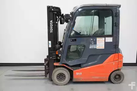Elektrisk- 4 hjul 2018  Toyota 8FBMKT25 (1)