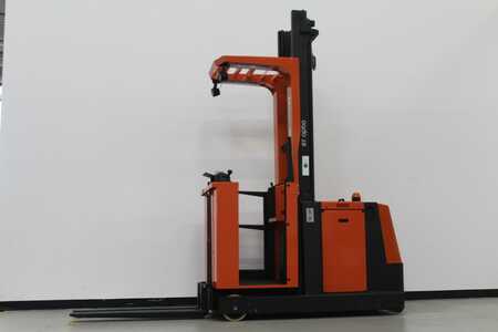 Vertical order pickers 2018  Toyota OME100M (1)