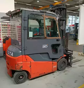 Elektrisk- 4 hjul 2018  Toyota 8FBMT30 (1)