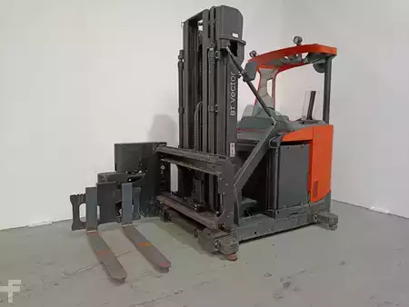 Chariots pour allées étroites 2019  Toyota VRE150 (1)