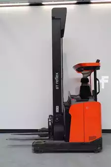 Schubmaststapler 2020  Toyota RRE160HE (1)