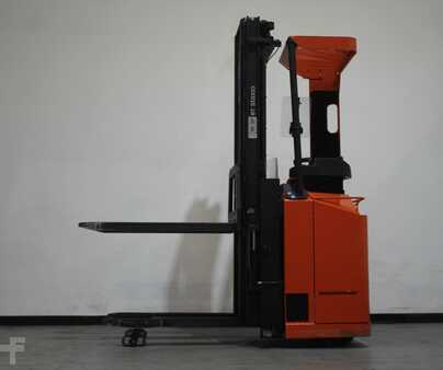 Stacker com assento 2020  Toyota SSE135L (1)