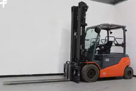 Elektro 4 Rad 2020  Toyota 8FBMT40 (1)