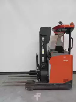 Reach Trucks 2020  Toyota RRE140H (1)