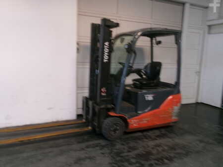 Elektro 3 Rad 2020  Toyota 8FBE16T (1)