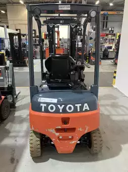 Chariots électriques à 4 roues 2020  Toyota 8FBM16T (1)