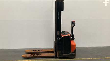 Pallet Stackers 2020  Toyota SWE140L (1)