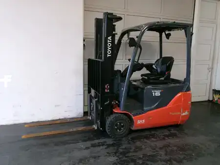 Elektro 3 Rad 2021  Toyota 8FBE16T (1)