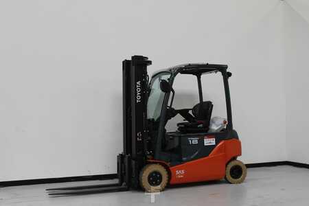 Elektromos 4 kerekű 2021  Toyota 8FBM18T (1)