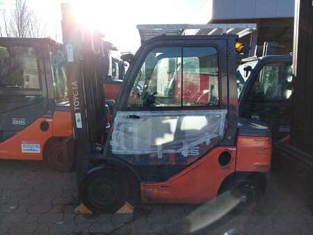 Empilhador diesel 2021  Toyota 52-8FDF25 (1)