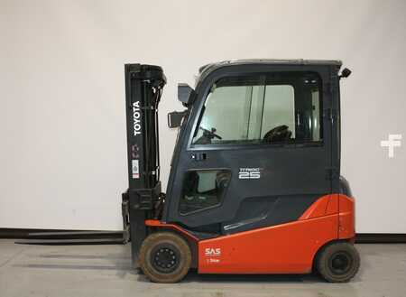 Elektro čtyřkolový VZV 2021  Toyota 8FBMT25 (1)