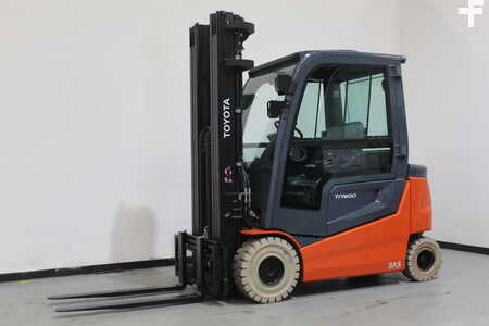 Chariots électriques à 4 roues 2022  Toyota 9FBM25T (1)