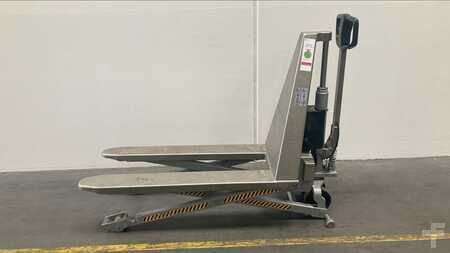 Schaarpalletwagens 2023  Toyota HHL100I (1)