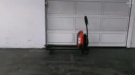 Elektromos emelőkocsik 2023  Toyota LHE130 (1)