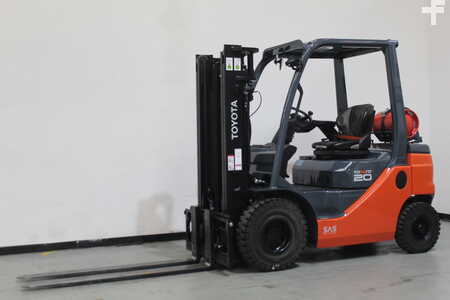 Treibgasstapler 2023  Toyota 02-8FGF20 *Blackweek-Special* (1)