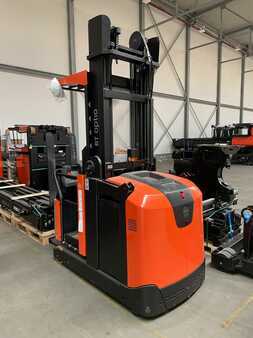 Vertical order pickers 2024  Toyota OME100H (1)