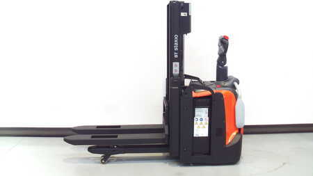 Ruční vysokozdvižný vozík 2024  Toyota SPE120L (1)