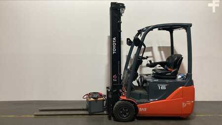 Eléctrico - 3 rodas 2024  Toyota 8FBEK16T (1)