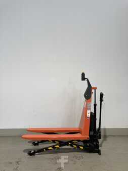 Höglyftande / Saxlift 2025  Toyota HHL100PH (1)