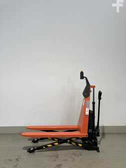 Höglyftande / Saxlift 2025  Toyota HHL100PH (1)