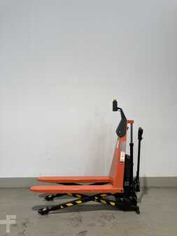 Höglyftande / Saxlift 2025  Toyota HHL100PH (1)