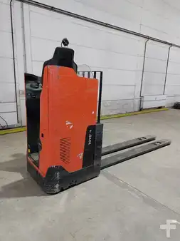 Pallettrucks met zitplaats 2024  Toyota LSI200 (1)