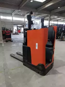 Gerbeurs à conducteur porté assis 2025  Toyota SSI200D (1)