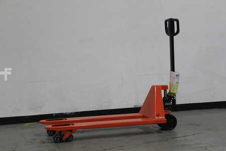 Haarukkavaunu 2025  Toyota LHM230Q (1)