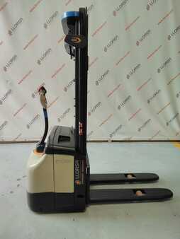 Stacker pedestre 2013  Crown ES-4000 - 1,2 (4) 
