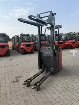 Wózki do komisjonowania pionowego  Linde D12 HP (3)