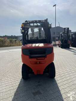 Diesel Forklifts 2017  Linde H30D-02 (5)